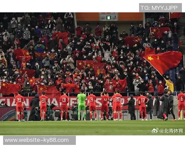 国足2026新版球衣曝光主场红客场黄预计三月正式发布