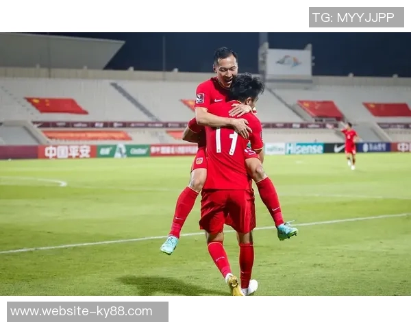 国足2026新版球衣曝光主场红客场黄预计三月正式发布